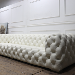 Pikowana sofa Chesterfield