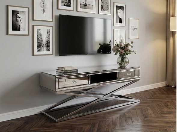 d9a87267-b8f7-4490-a044-0b470e818e0a Komoda RTV Glamour 140 cm – lustro & stal nierdzewna